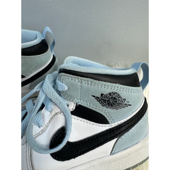 Nike Air Jordan High Tops White Black Powdered Blue Toddle Sneakers size 13C - Picture 7 of 9